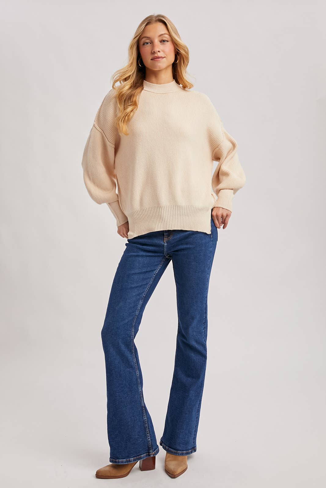 RIBBED MOCK NECK PULLOVER