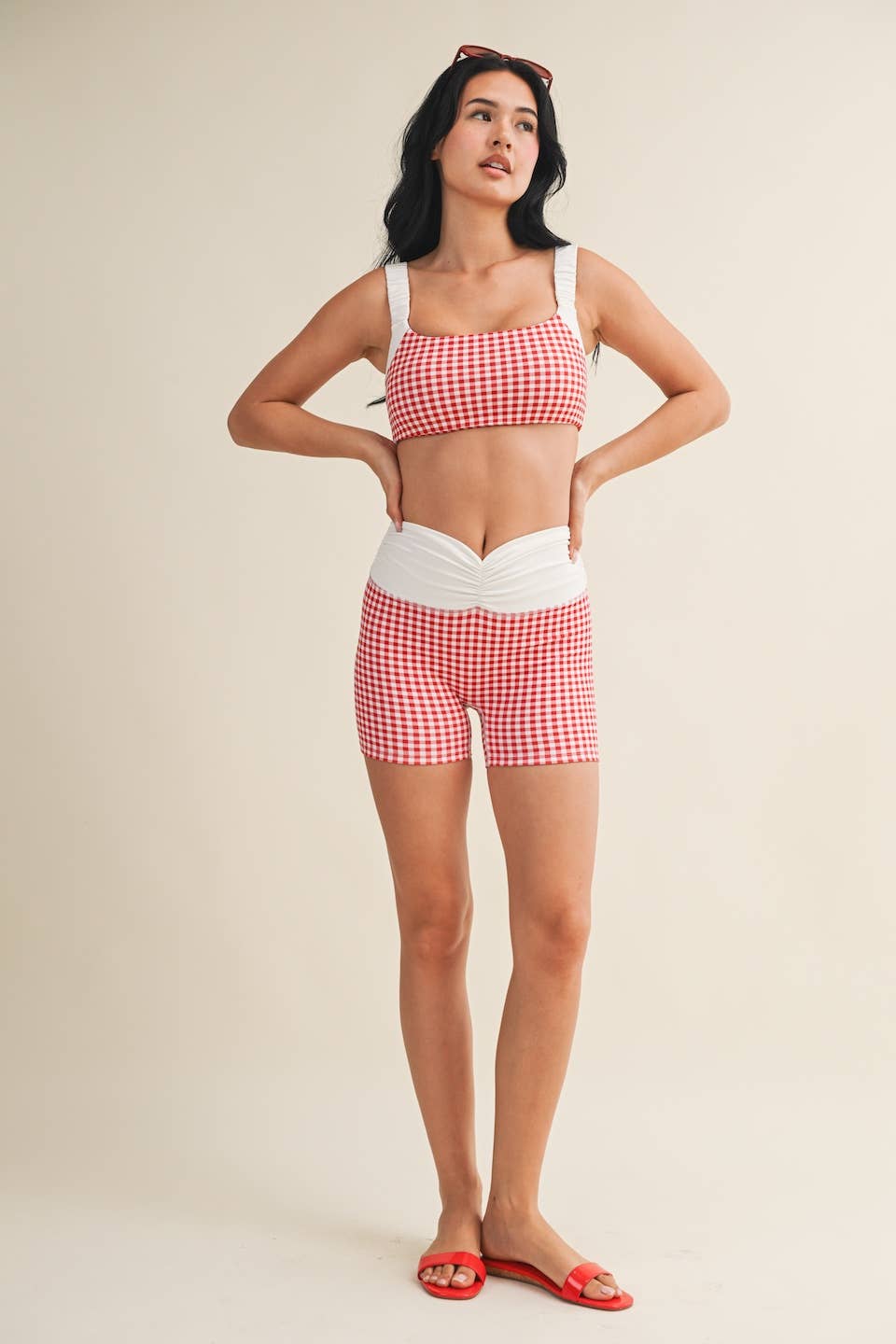 Gingham Print Scrunched Strap Sports Bra