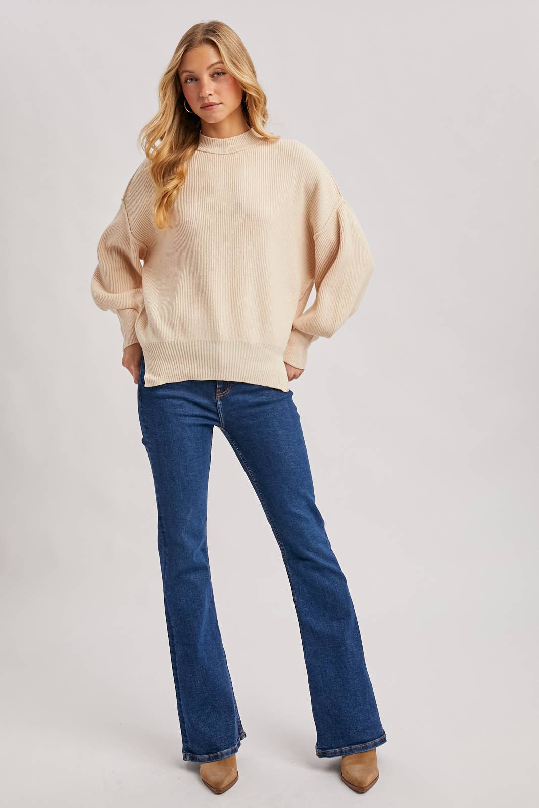 RIBBED MOCK NECK PULLOVER