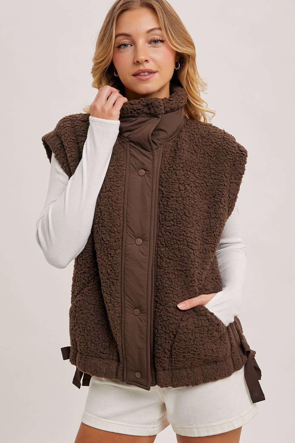 BUTTON DOWN MOCK NECK FLEECE SHERPA VEST