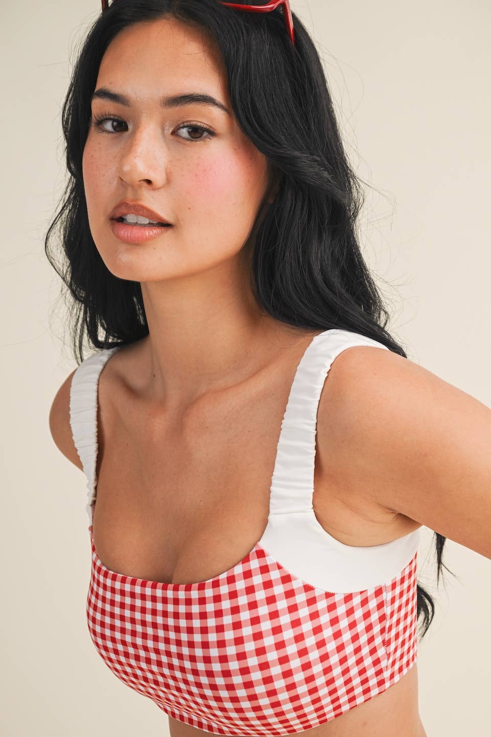 Gingham Print Scrunched Strap Sports Bra