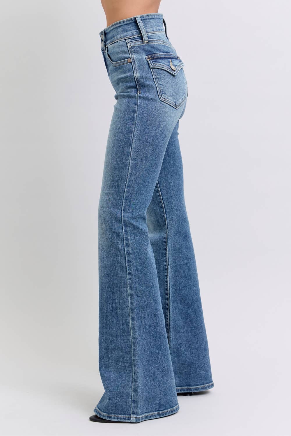 High Waisted Flare with Buttoned Black Flack Pockets