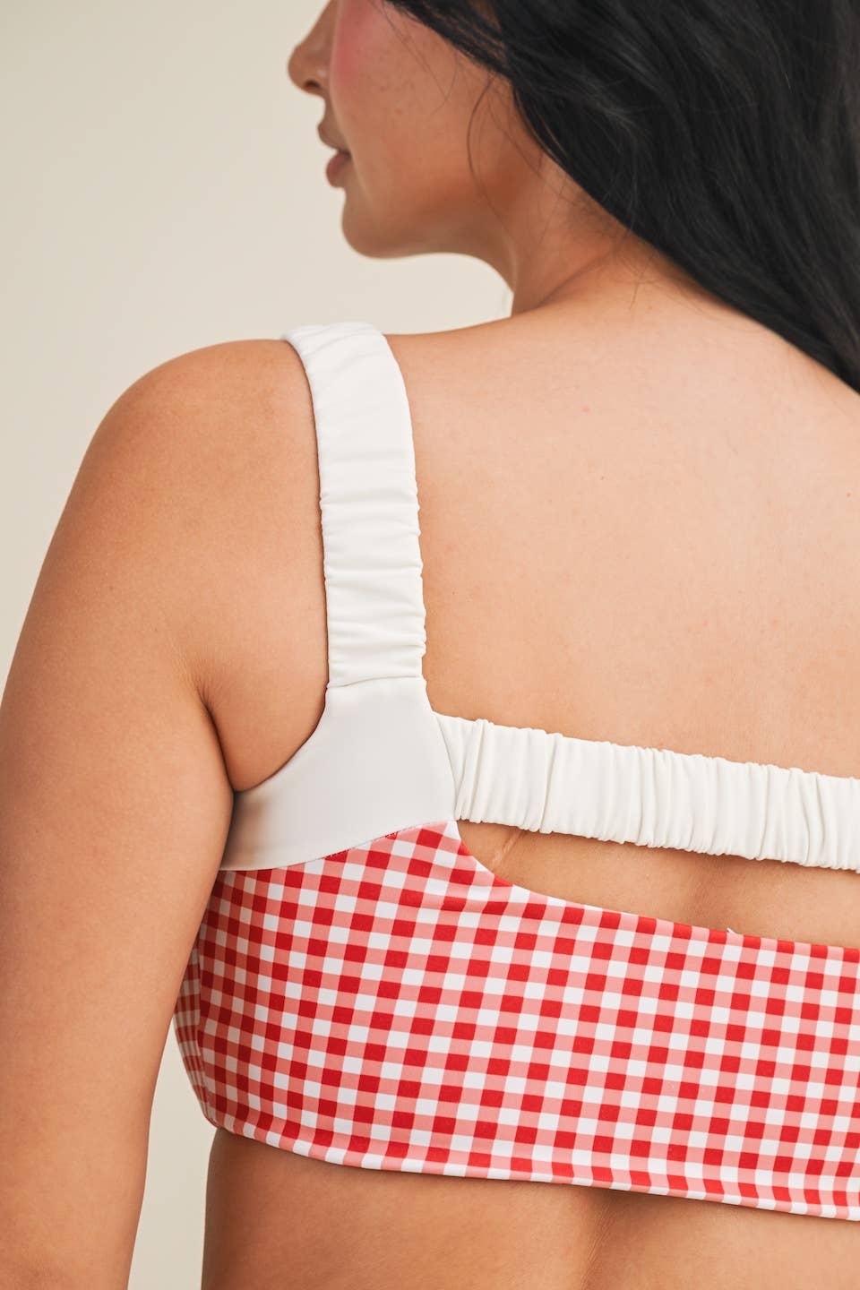 Gingham Print Scrunched Strap Sports Bra