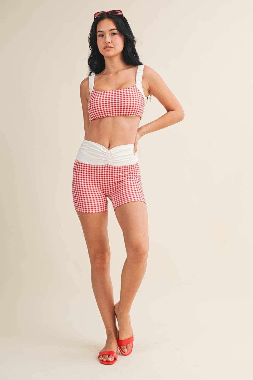 Gingham Print Scrunched Strap Sports Bra
