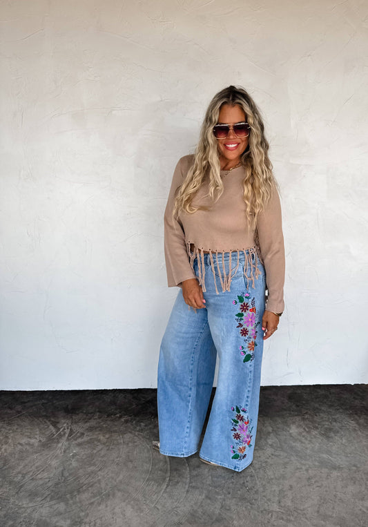2nd CUT- EVIE FLORAL EMBROIDERED JEANS